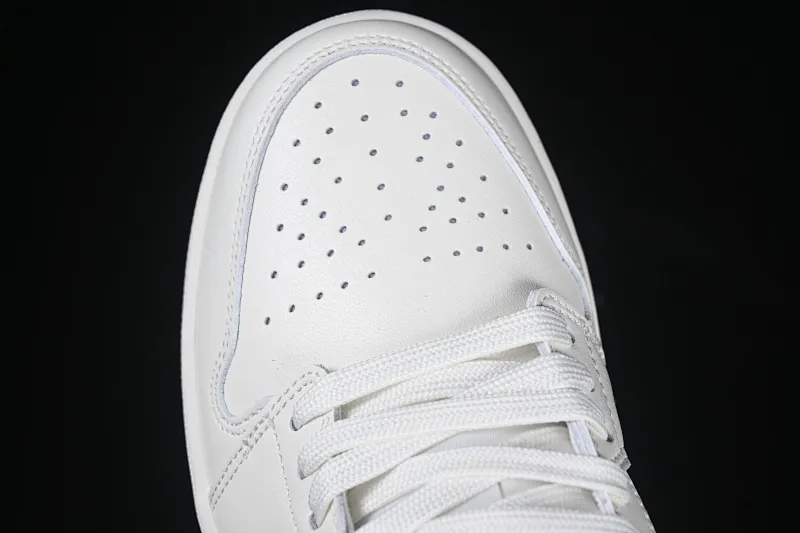 All categories Air Jordan Jordan series basketball shoes Air Jordan 1 Low Air Jordan 1 Low AJ1 Joe 1 white and red low-top cultural and casual sneakers HJ9338-106